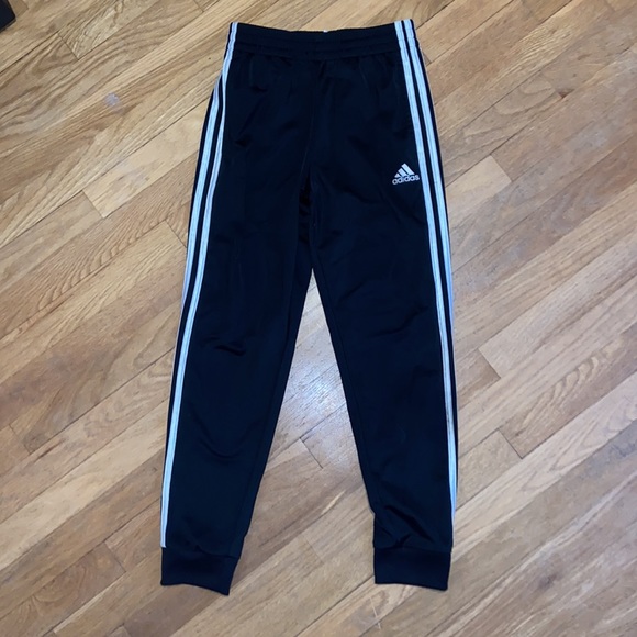 Kids Adidas Joggers - Picture 2 of 4